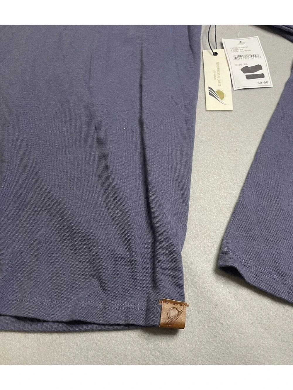 FUNDAMENTAL COAST Mens  Blue Long Sleeve V-neck - Size XL